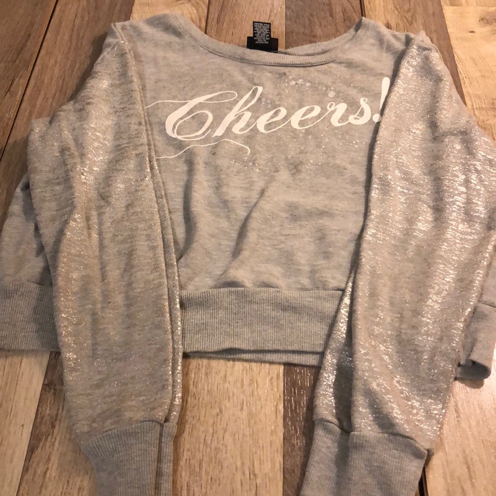 Rue 21 Sweatshirt! Size Large! Great condition